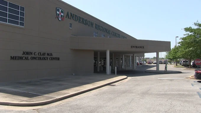 Exterior view of Anderson Regional Cancer Center entrance.